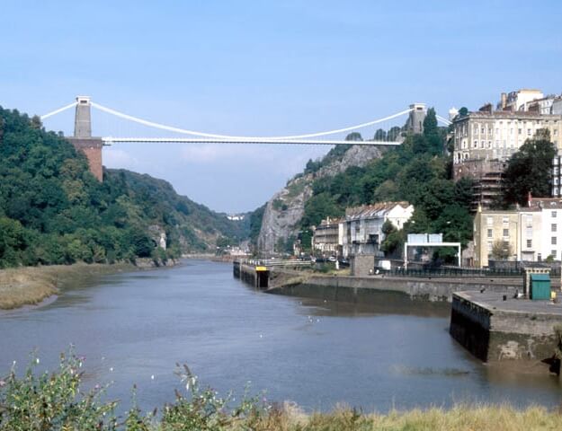 Découvrez la ville de Bristol – scène musicale vibrante, de beaux bâtiments historiques et un secteur riverain attrayant
