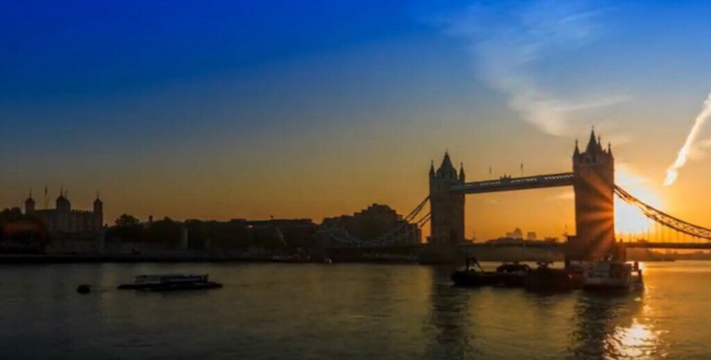 Tower Bridge,